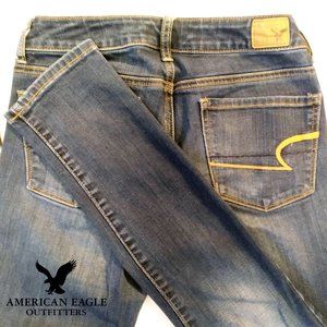 AEO  Super Stretch Skinny Jeans Size 2